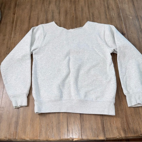 Brandy Melville Gray Off-the-Shoulder Oversized Sweater S - Picture 6 of 6